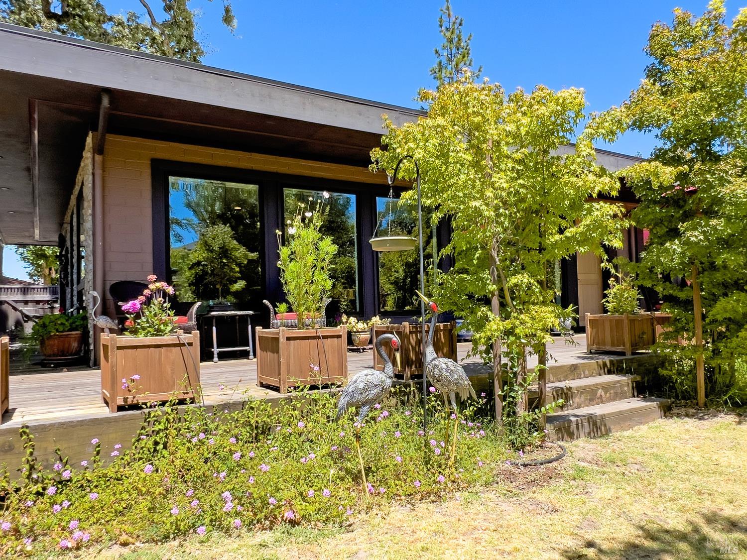1938 Marsh Road Santa Rosa CA 95403