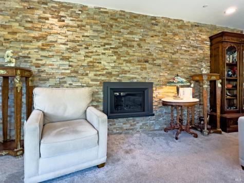 1938 Marsh Road Santa Rosa CA 95403