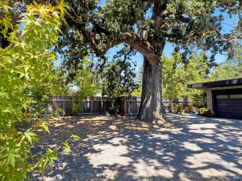1938 Marsh Road Santa Rosa CA 95403
