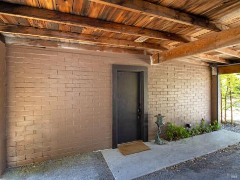 1938 Marsh Road Santa Rosa CA 95403