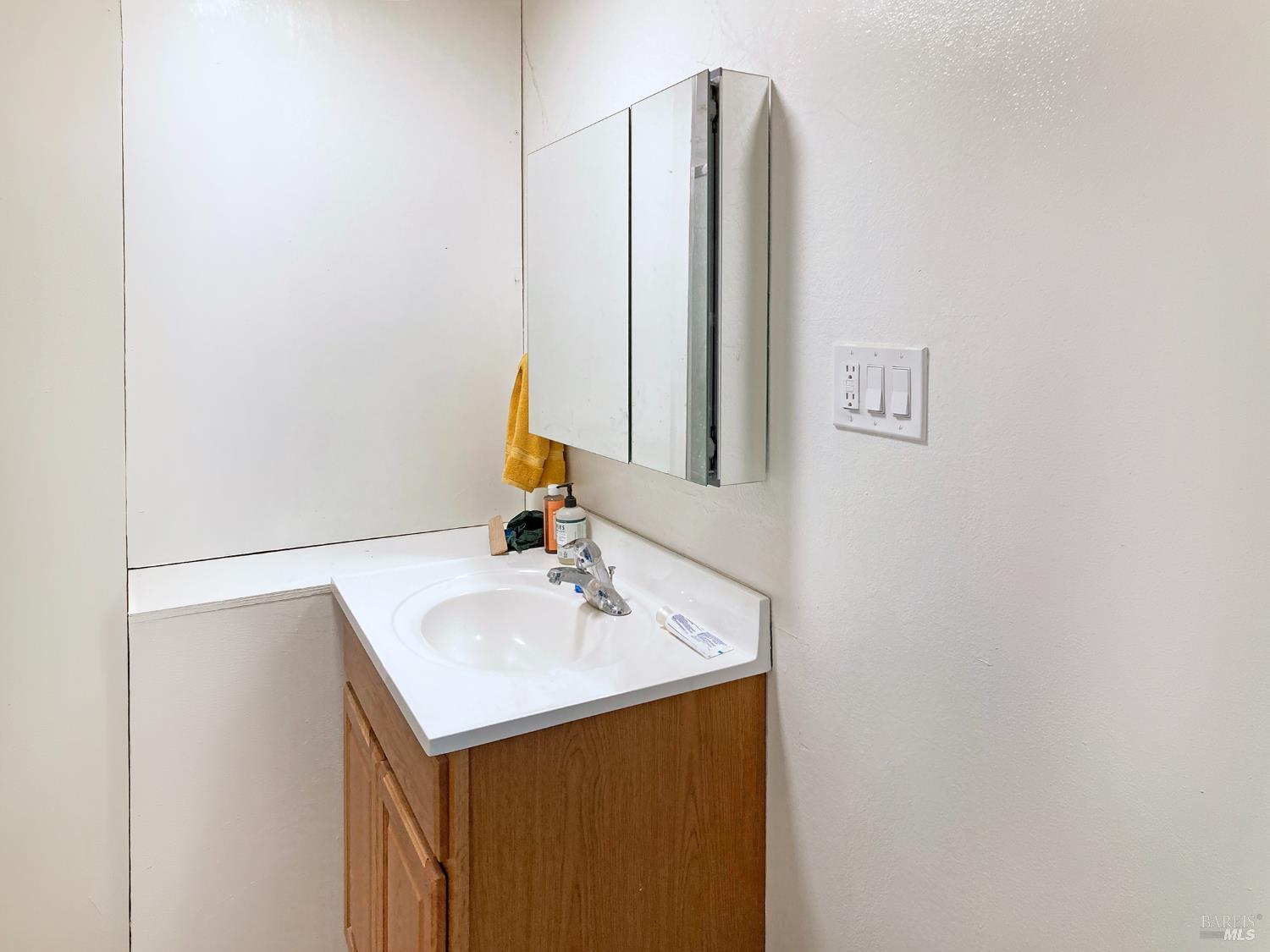 1938 Marsh Road Santa Rosa CA 95403