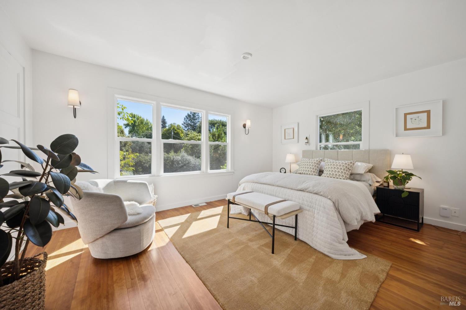 280 Neva Street Sebastopol CA 95472