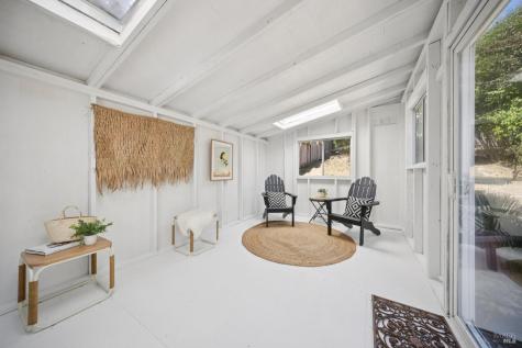 280 Neva Street Sebastopol CA 95472