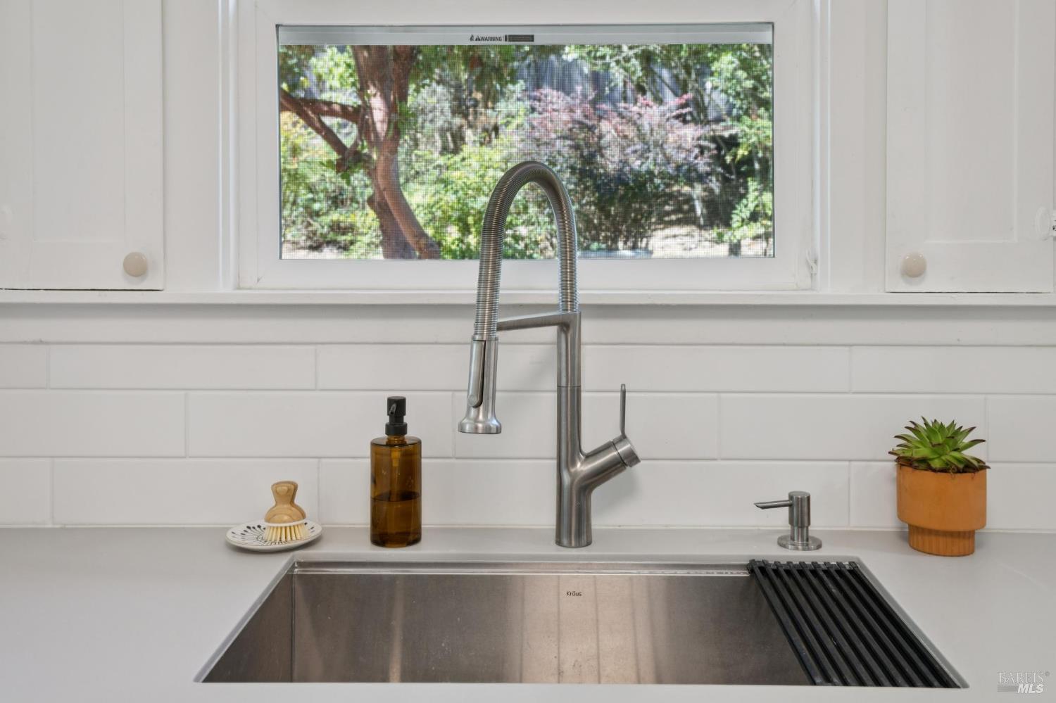 280 Neva Street Sebastopol CA 95472