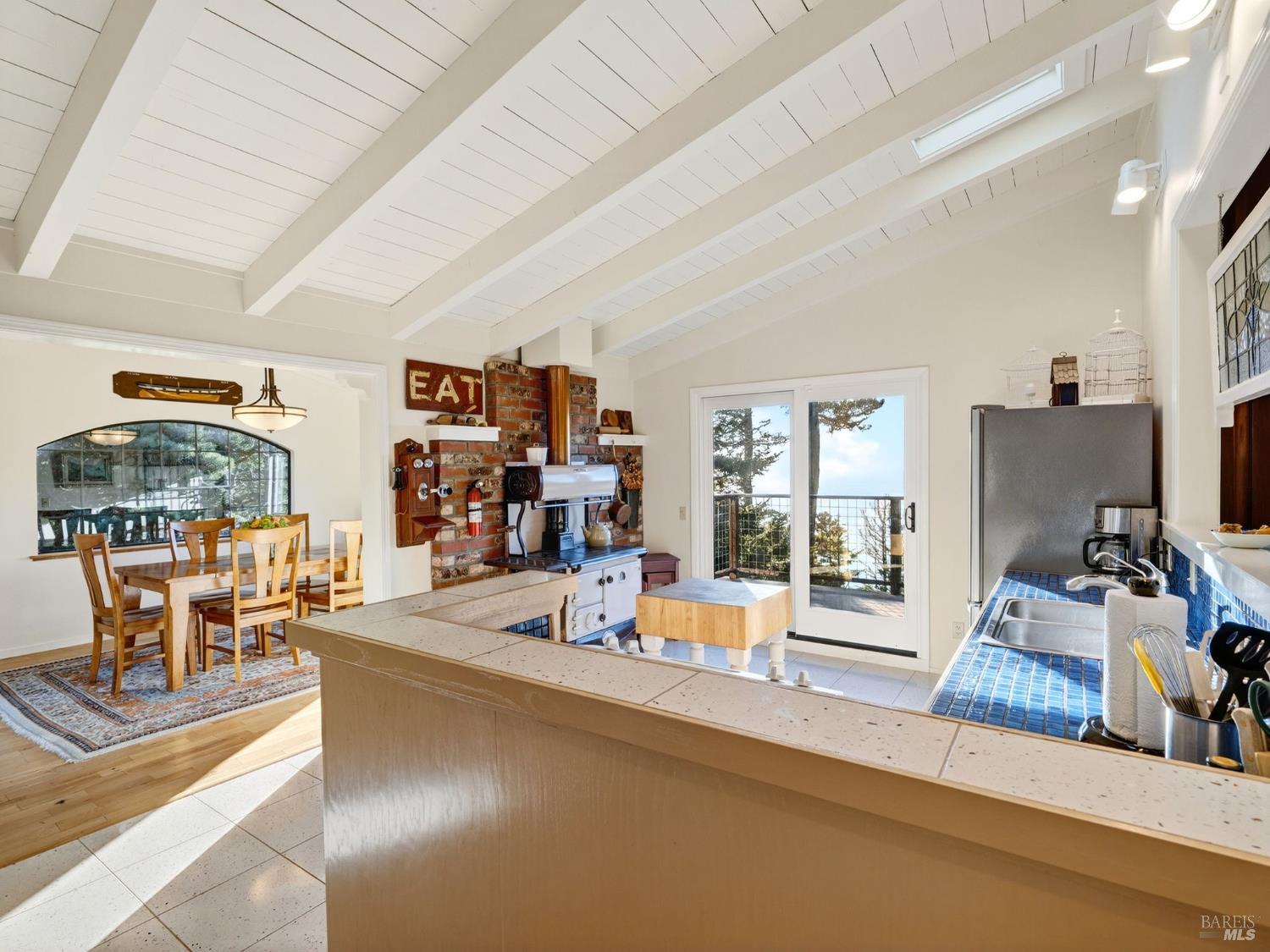 1101 Cameron Road Elk CA 95432