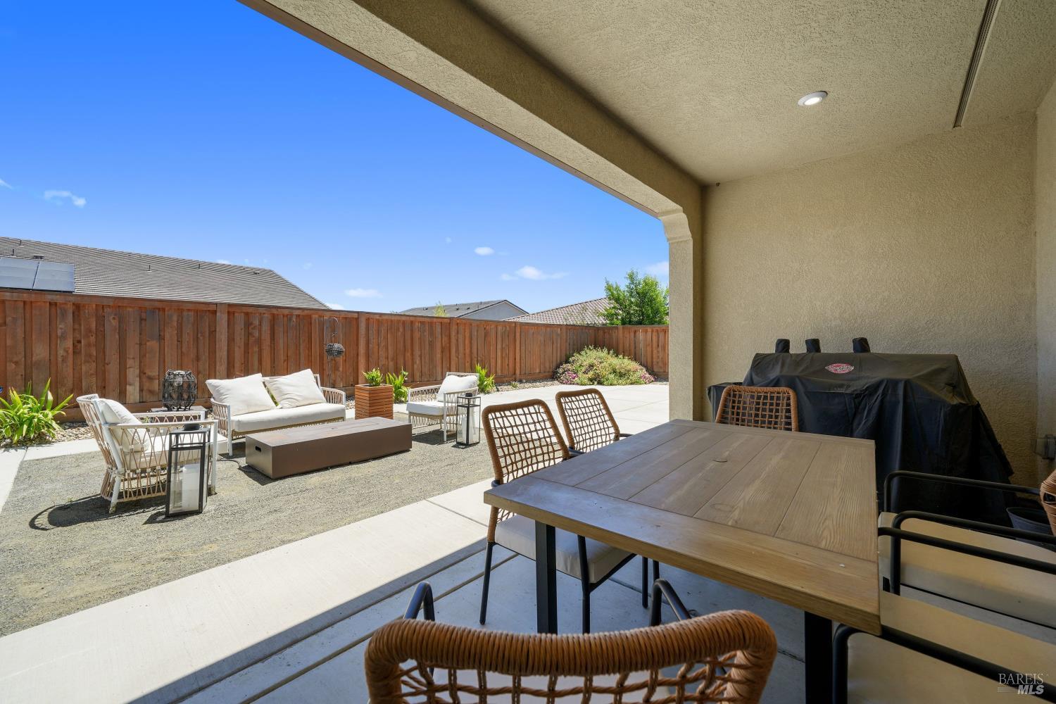 715 Farmgate Court Dixon CA 95620