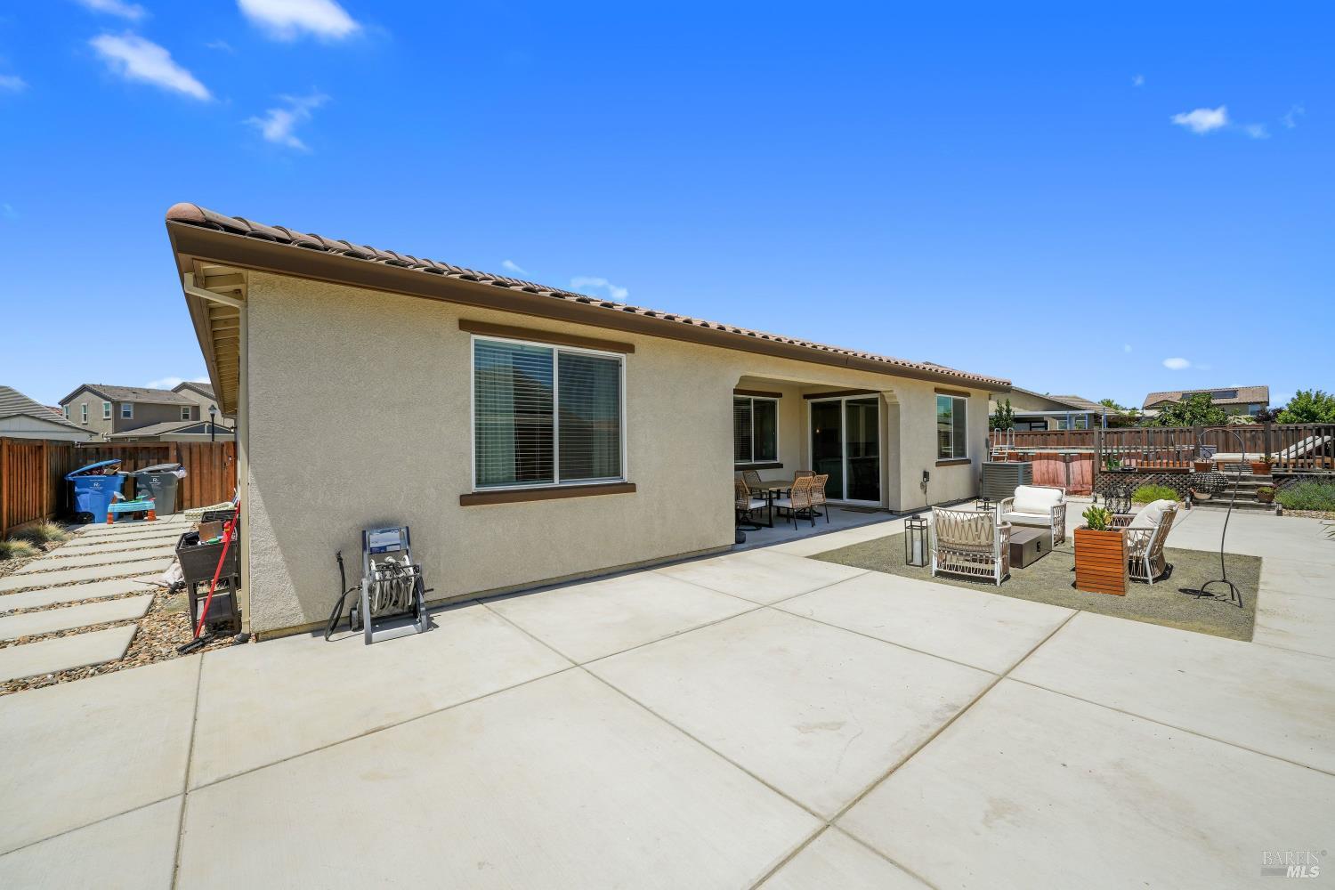 715 Farmgate Court Dixon CA 95620