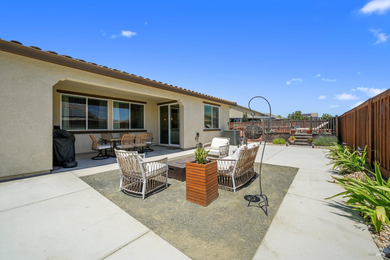 715 Farmgate Court Dixon CA 95620