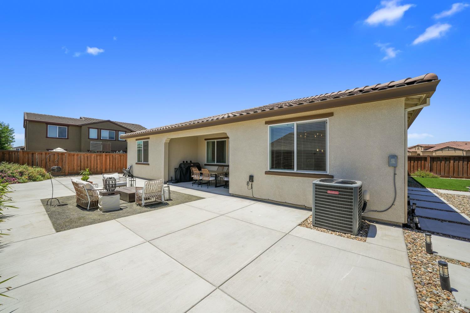 715 Farmgate Court Dixon CA 95620