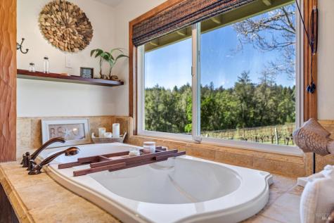 4630 Maddocks Road Sebastopol CA 95472