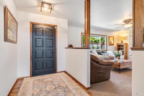 4630 Maddocks Road Sebastopol CA 95472