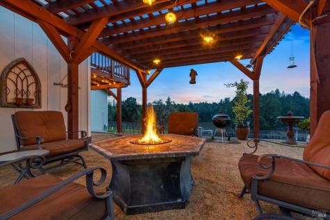 4630 Maddocks Road Sebastopol CA 95472