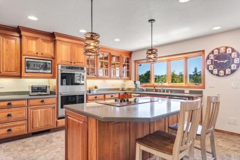 4630 Maddocks Road Sebastopol CA 95472