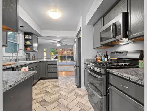 11165 Highway 116 Forestville CA 95436