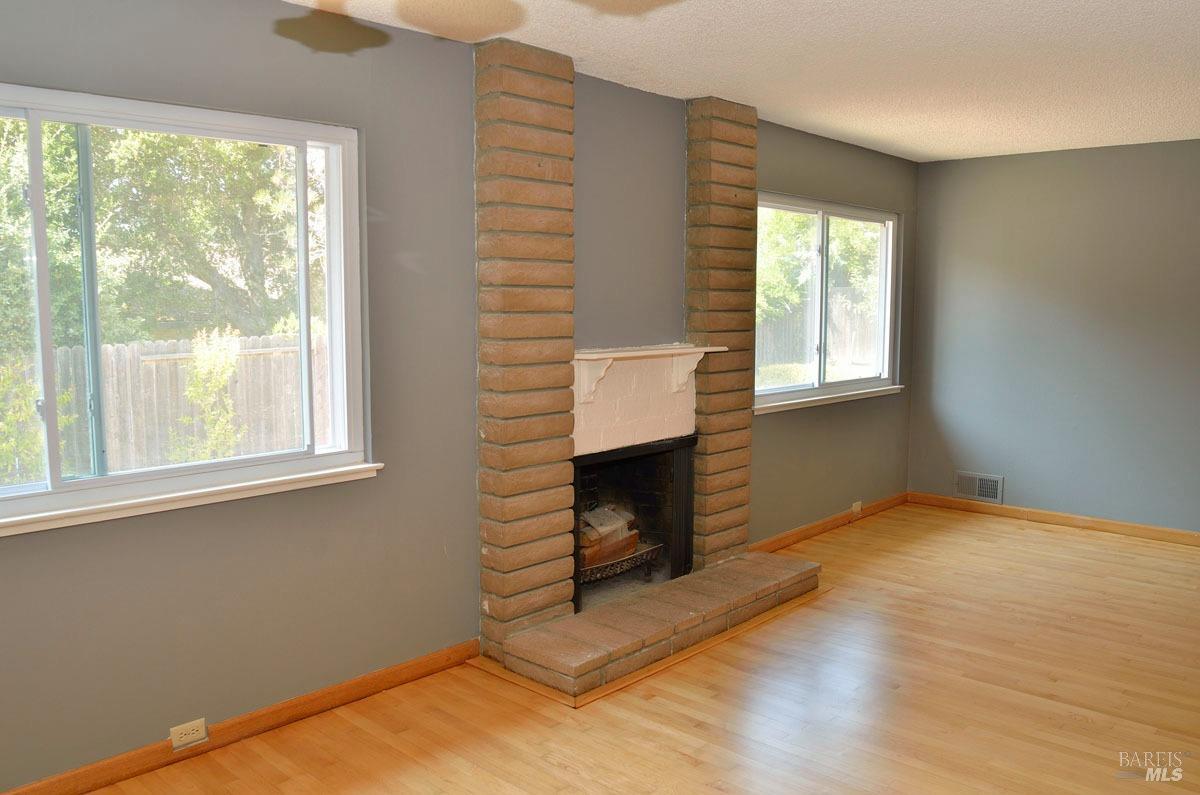 1921 Marion Avenue Novato CA 94945