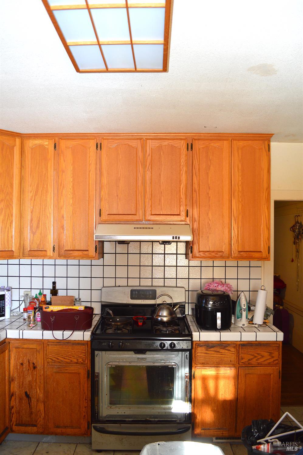 1141 E 33rd Street Oakland CA 94610