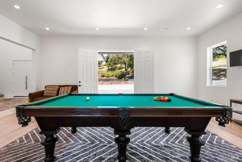 1616 Redwood Hill Road Santa Rosa CA 95404