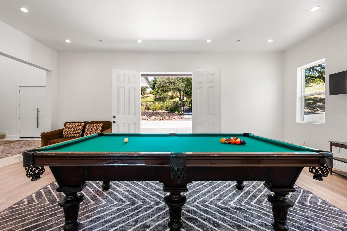 1616 Redwood Hill Road Santa Rosa CA 95404