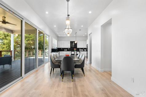 1616 Redwood Hill Road Santa Rosa CA 95404