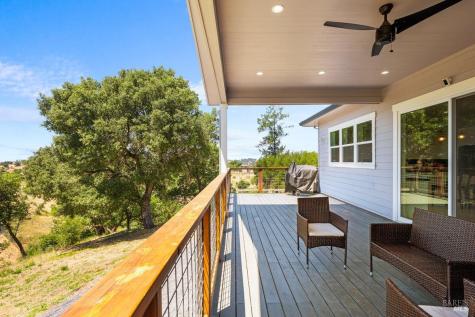 1616 Redwood Hill Road Santa Rosa CA 95404