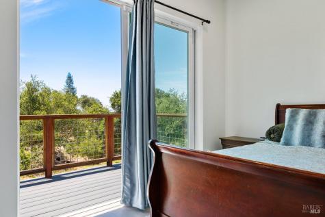 1616 Redwood Hill Road Santa Rosa CA 95404