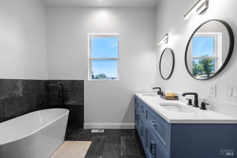 1616 Redwood Hill Road Santa Rosa CA 95404