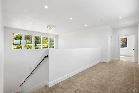 1616 Redwood Hill Road Santa Rosa CA 95404