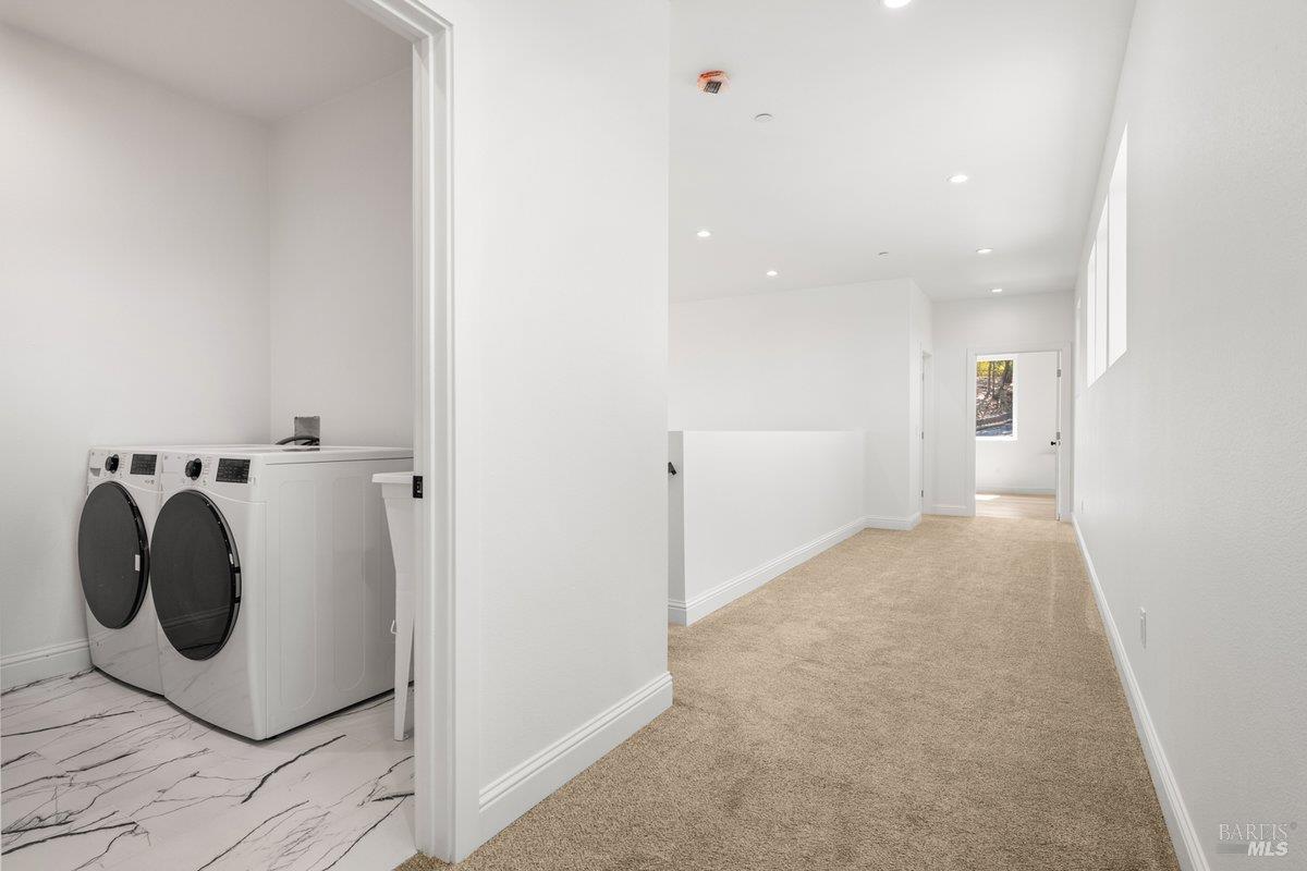 1616 Redwood Hill Road Santa Rosa CA 95404