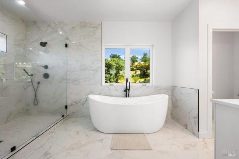 1616 Redwood Hill Road Santa Rosa CA 95404