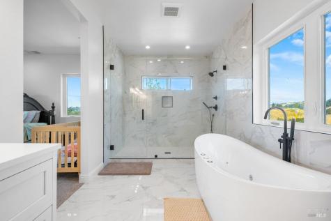 1616 Redwood Hill Road Santa Rosa CA 95404