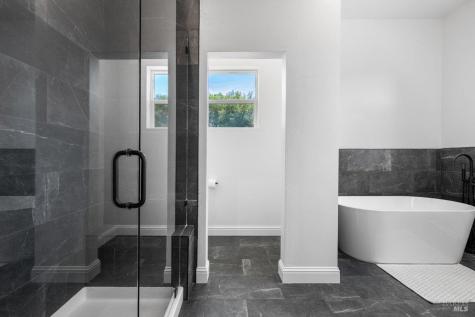 1616 Redwood Hill Road Santa Rosa CA 95404