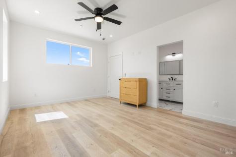 1616 Redwood Hill Road Santa Rosa CA 95404