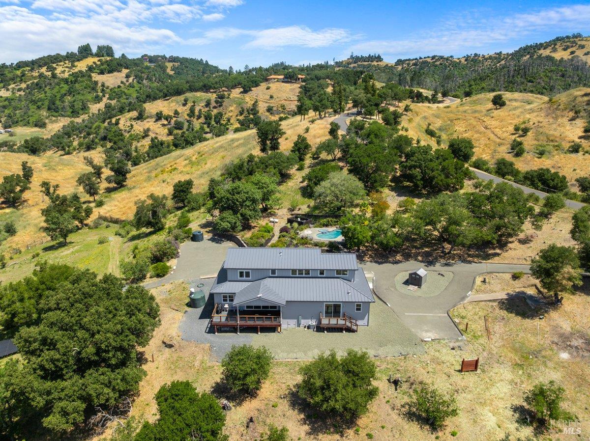 1616 Redwood Hill Road Santa Rosa CA 95404