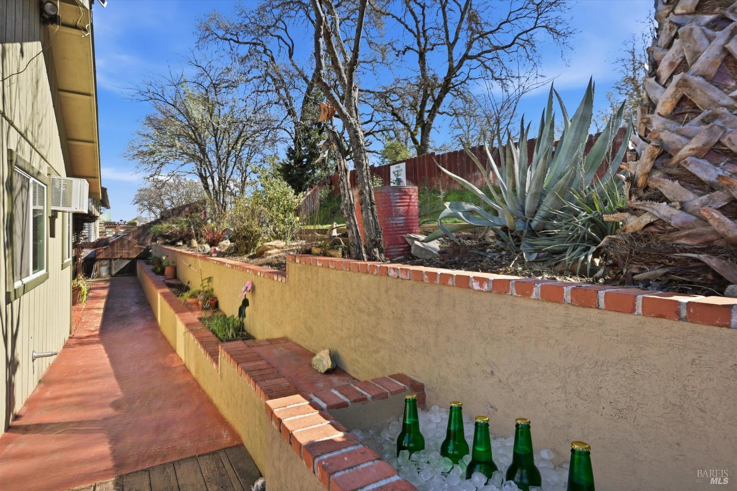 799 19th Street Lakeport CA 95453