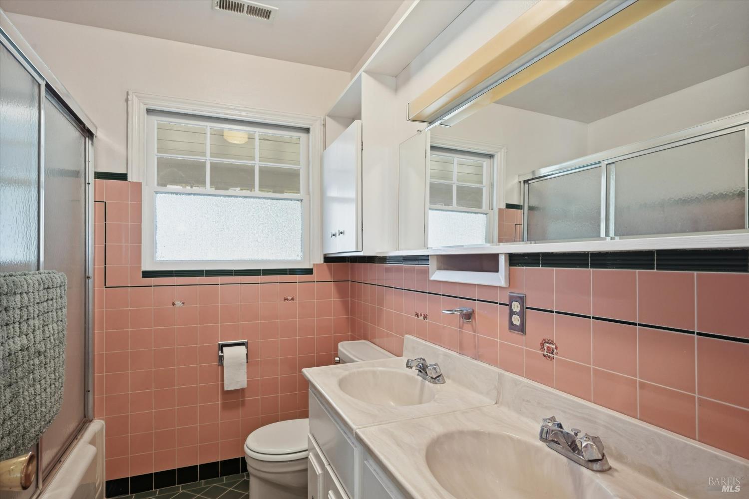 7825 Scotts Valley Road Lakeport CA 95453