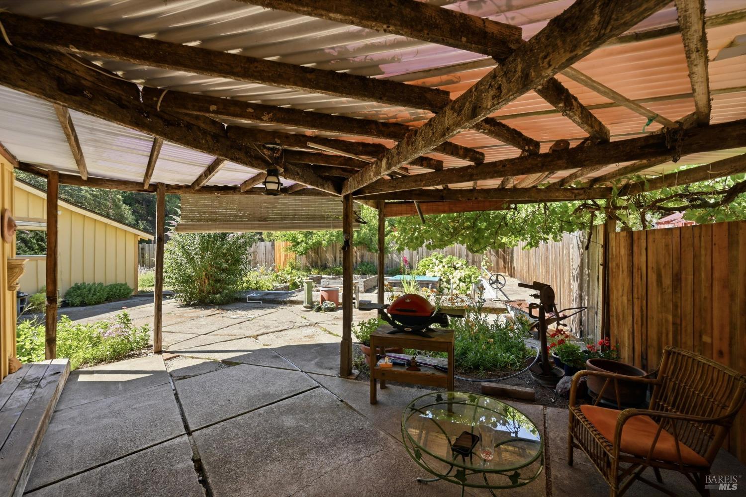 7825 Scotts Valley Road Lakeport CA 95453