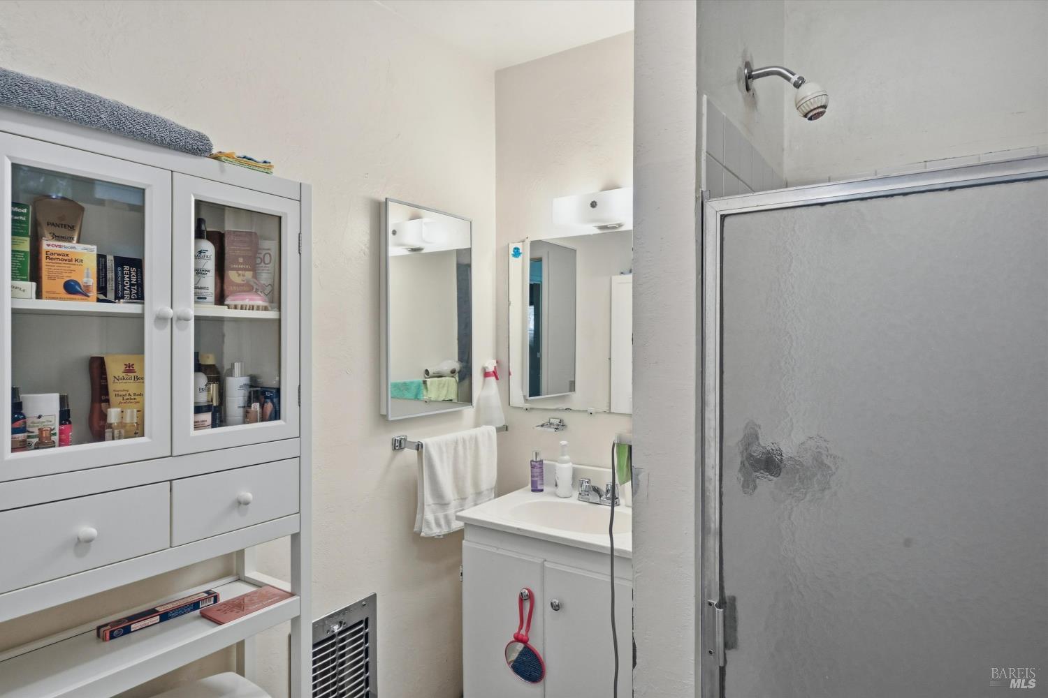 7825 Scotts Valley Road Lakeport CA 95453