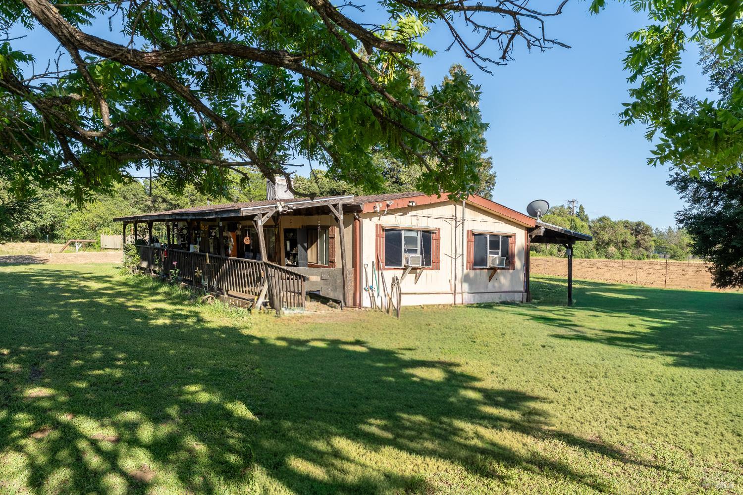 948 Road N Redwood Valley CA 95470