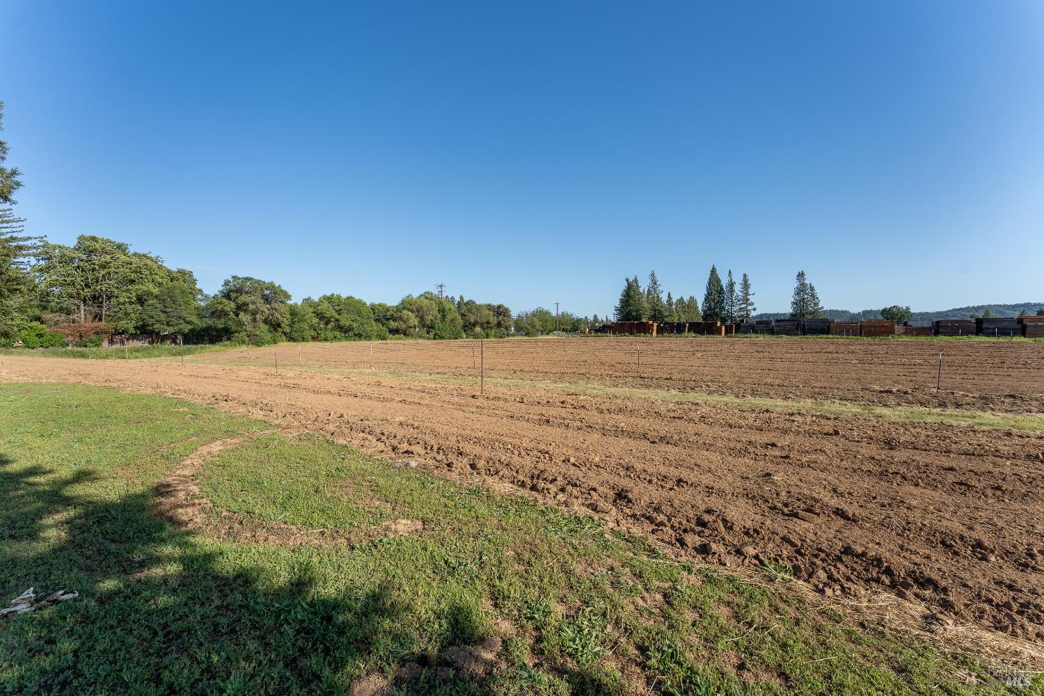 948 Road N Redwood Valley CA 95470