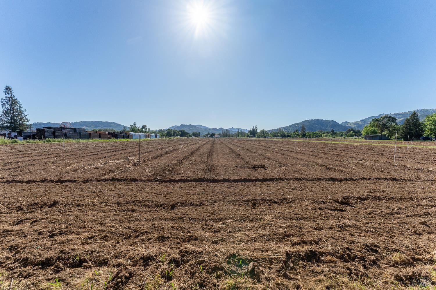 948 Road N Redwood Valley CA 95470