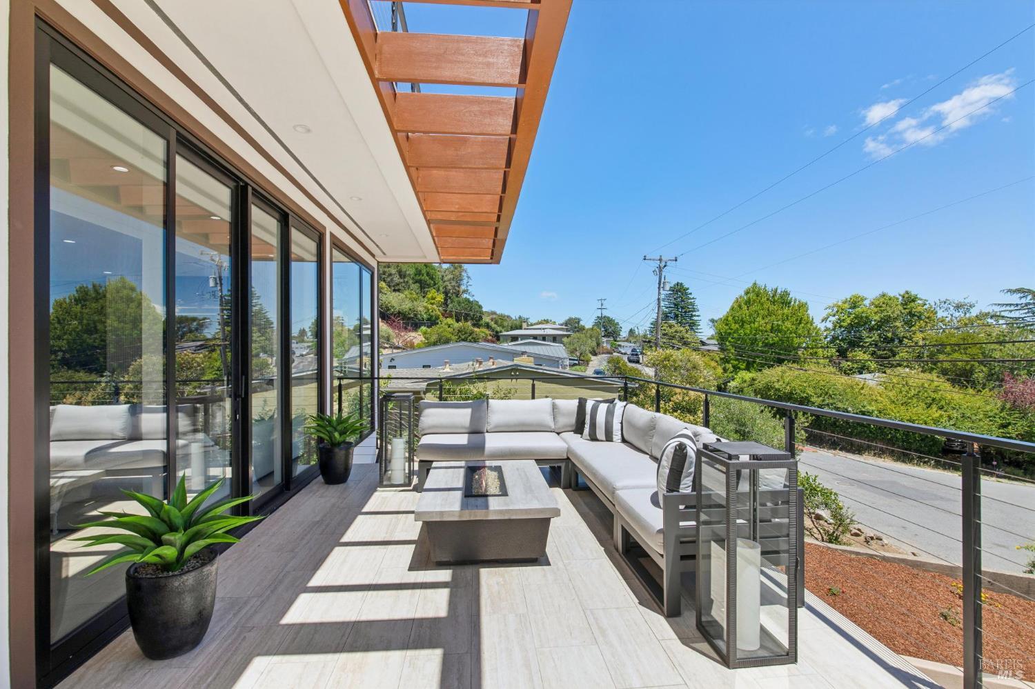 106 Walnut Avenue Corte Madera CA 94925