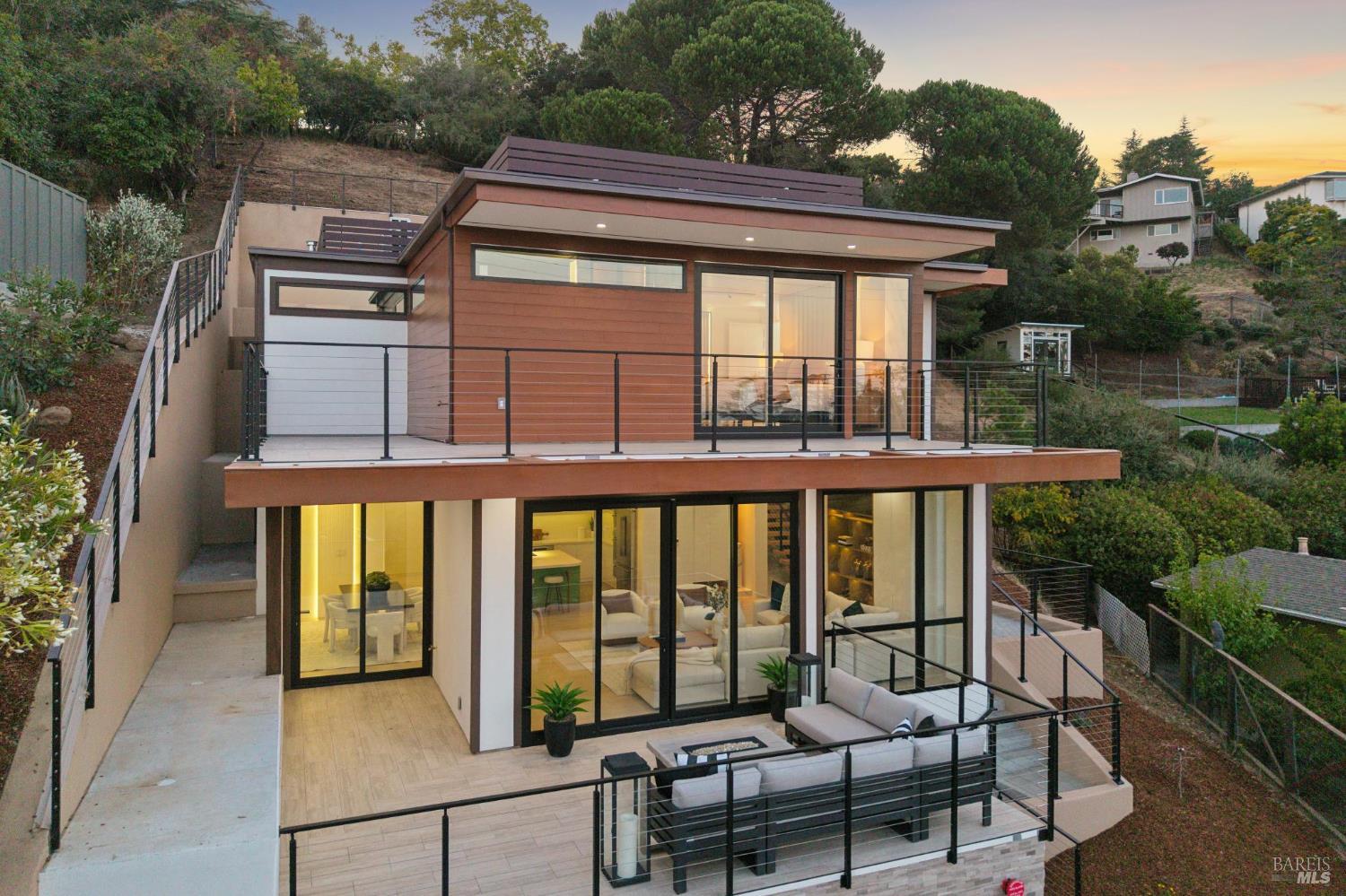 106 Walnut Avenue Corte Madera CA 94925