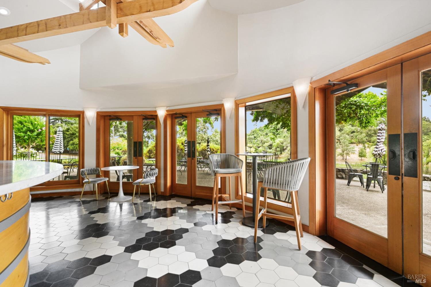 3291 Westside Road Healdsburg CA 95448