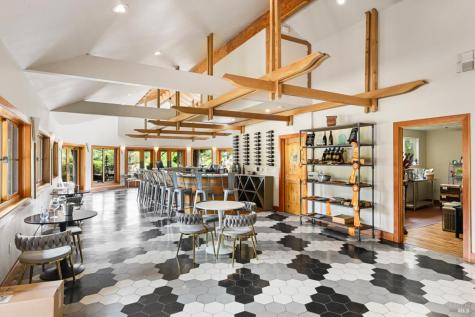 3291 Westside Road Healdsburg CA 95448