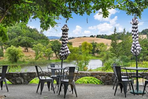 3291 Westside Road Healdsburg CA 95448