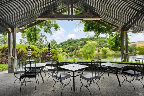 3291 Westside Road Healdsburg CA 95448