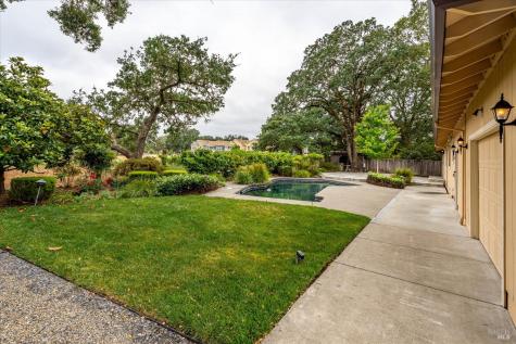 771 Joni Court Windsor CA 95492