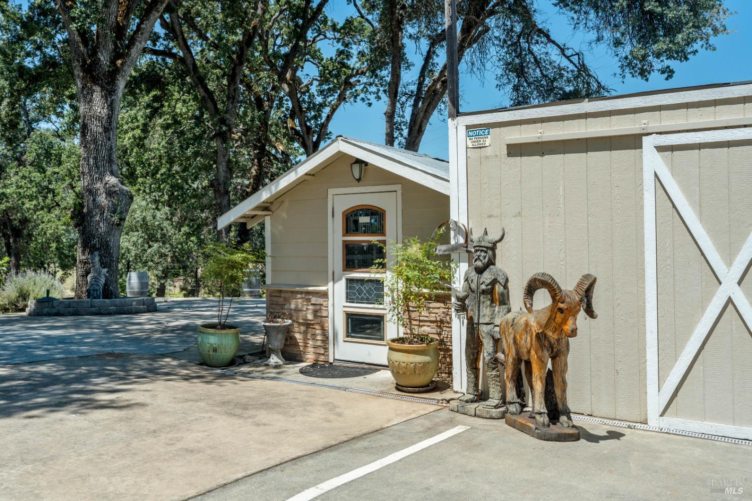5615 Highland Springs Road Lakeport CA 95453