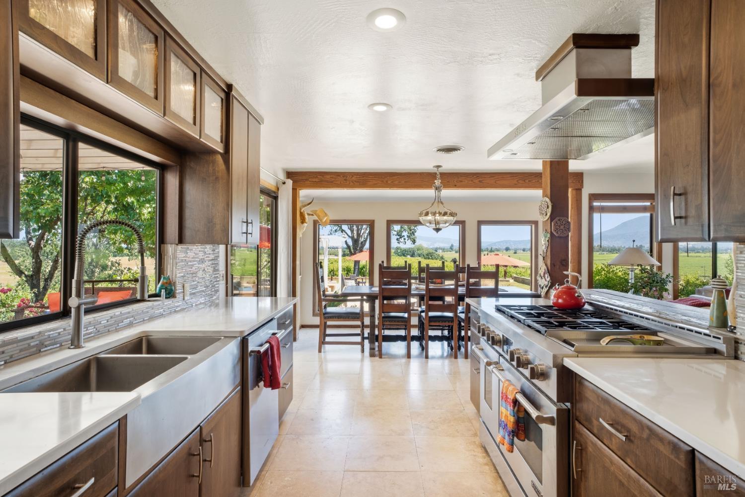 5615 Highland Springs Road Lakeport CA 95453