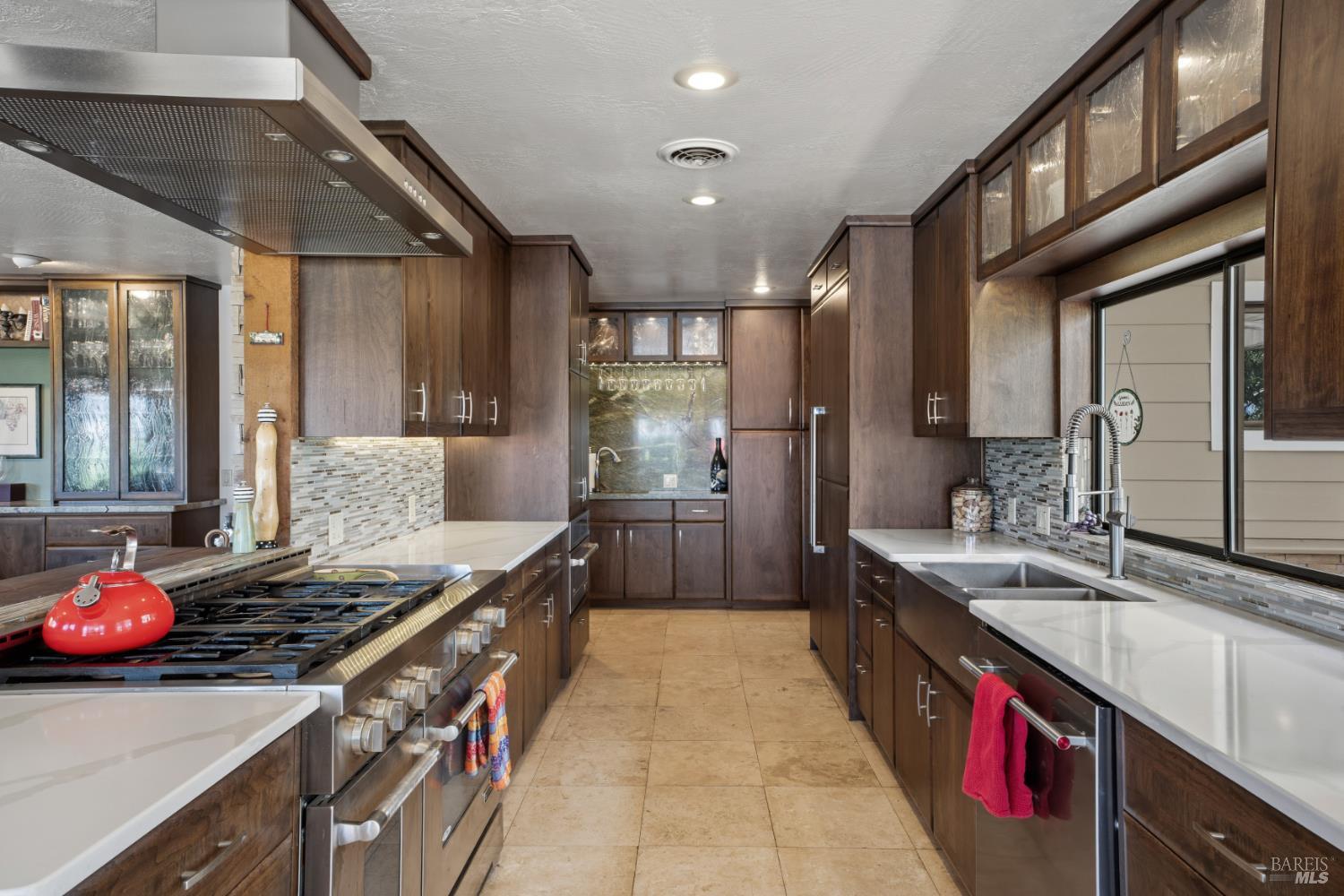 5615 Highland Springs Road Lakeport CA 95453
